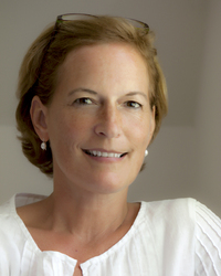Photo of Ellen Harasimowicz